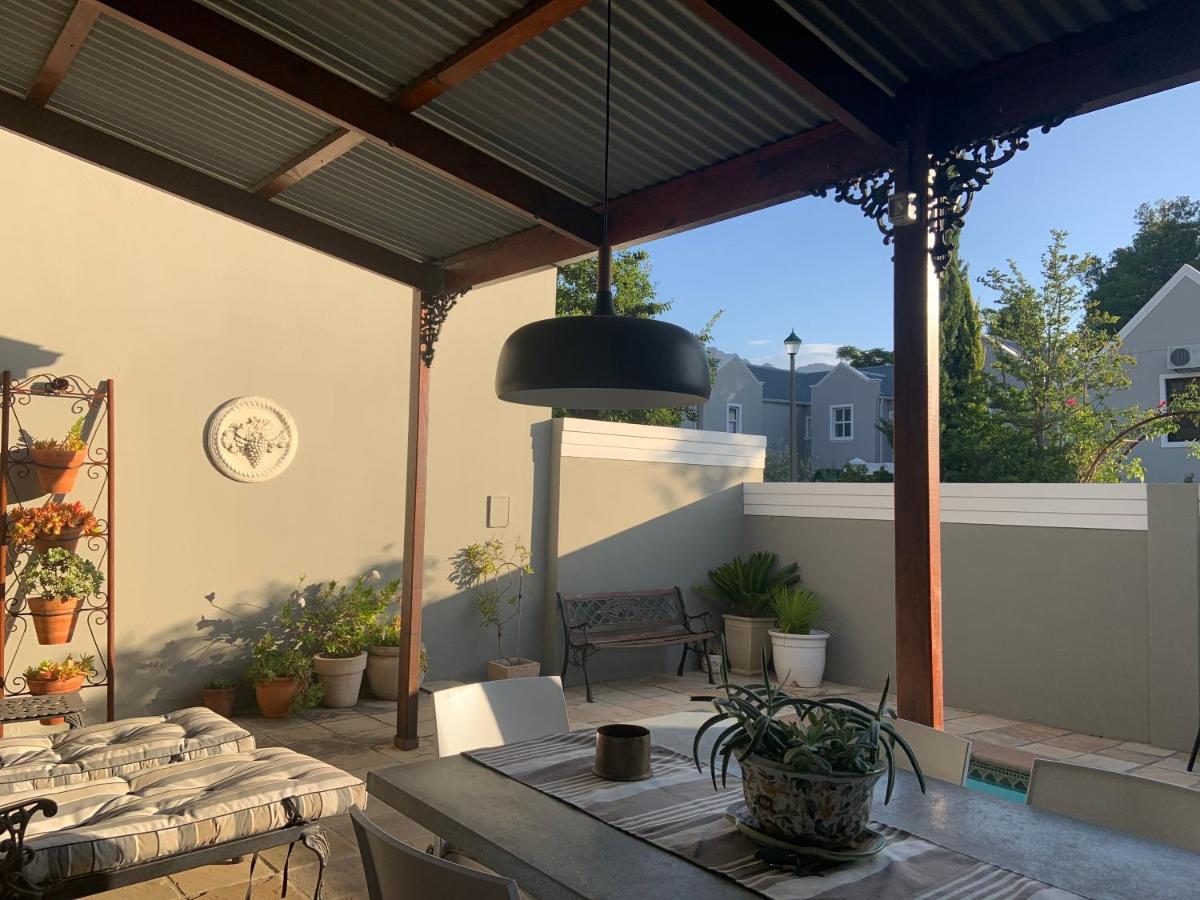La Gratitude Self Catering Cottage Franschhoek Bagian luar foto