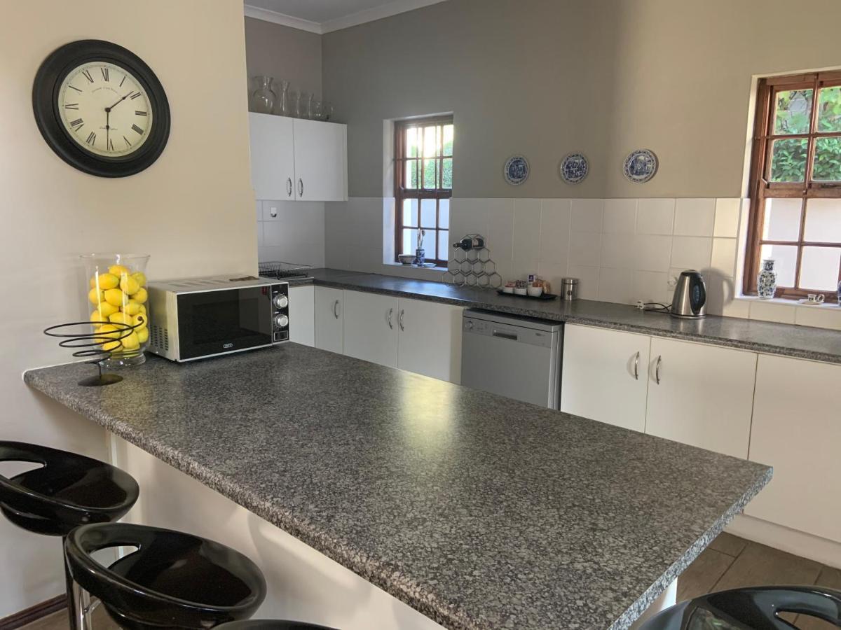 La Gratitude Self Catering Cottage Franschhoek Bagian luar foto