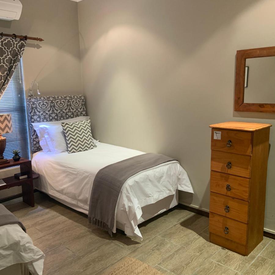 La Gratitude Self Catering Cottage Franschhoek Bagian luar foto