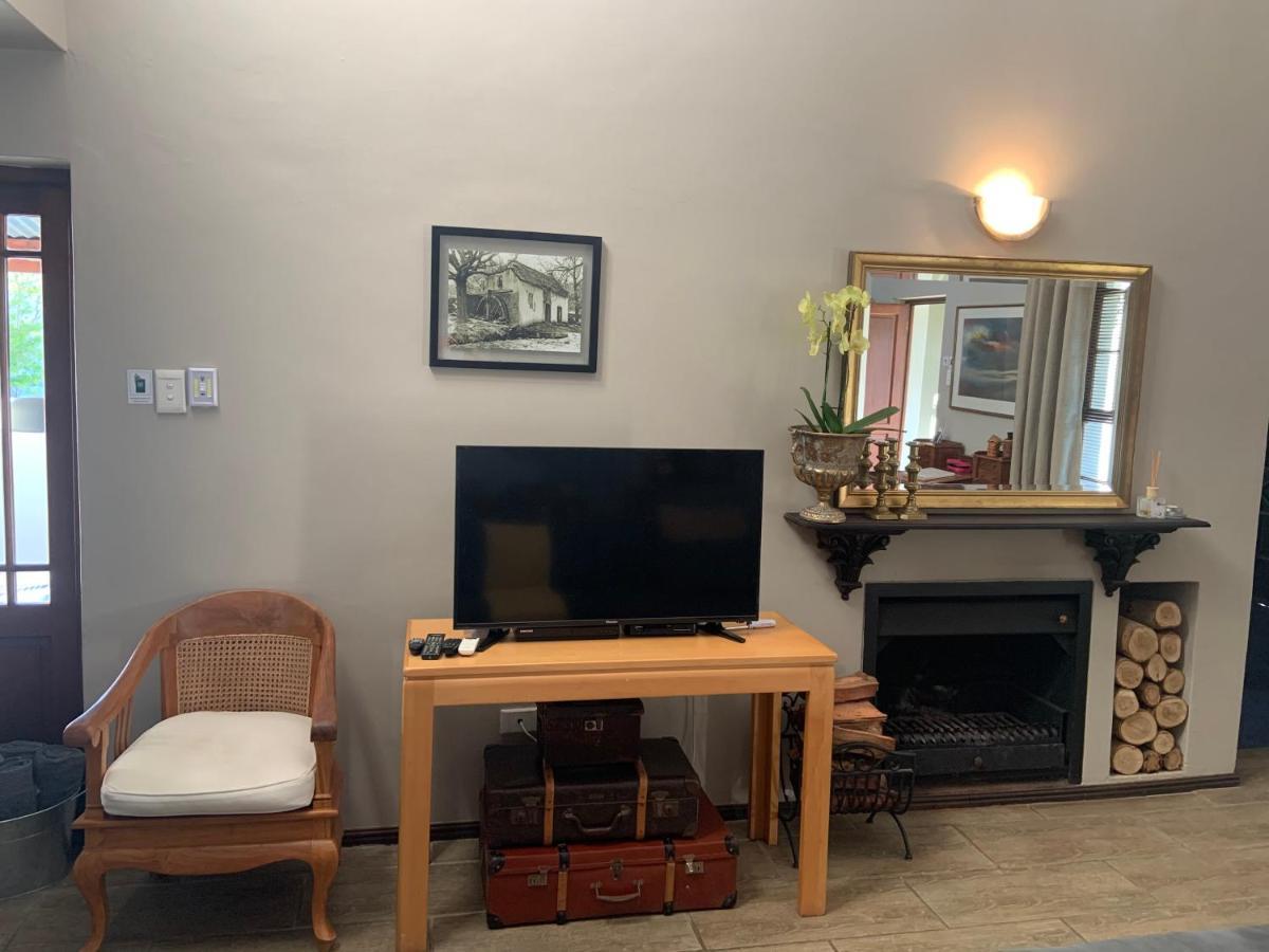 La Gratitude Self Catering Cottage Franschhoek Bagian luar foto